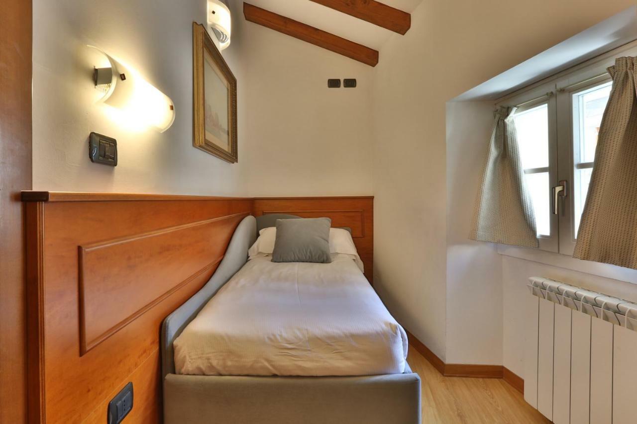 Hotel James Joyce Trieste Luaran gambar
