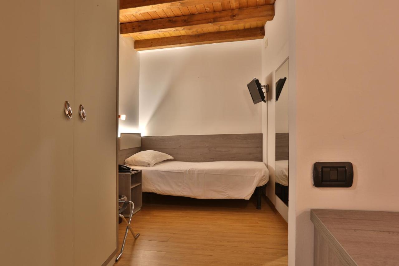 Hotel James Joyce Trieste Luaran gambar