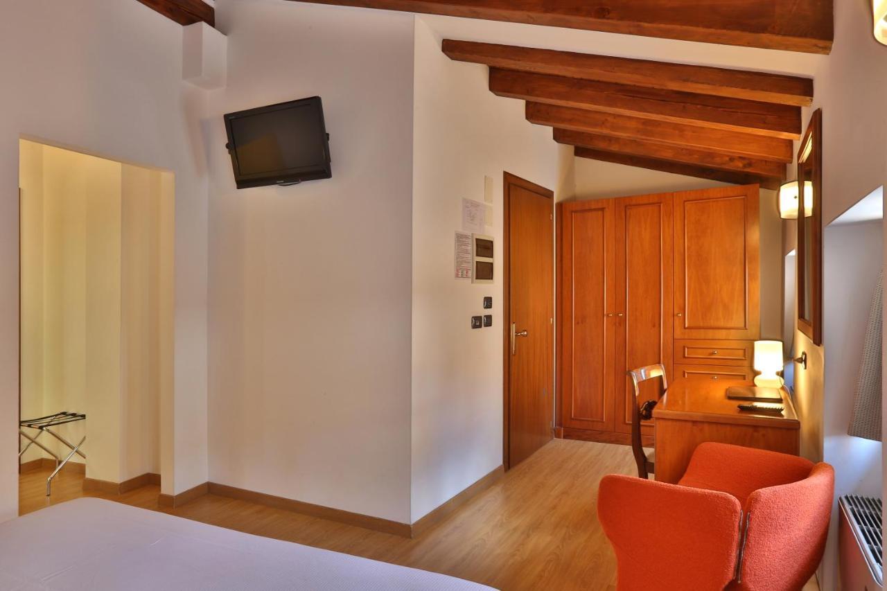 Hotel James Joyce Trieste Luaran gambar
